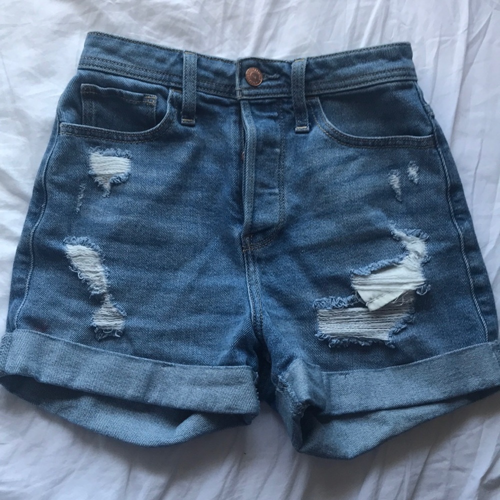 Hollister jean shorts